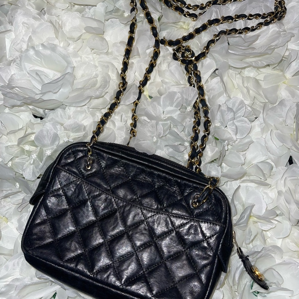 Chanel Matelasse Chain Black Shoulder Bag Vintage With COA - Picture 8 of 11